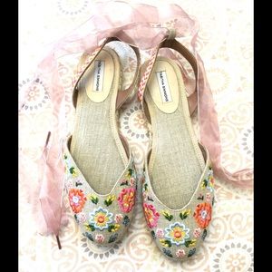 Tabitha Simmons Embroider Floral Flat Espadrille